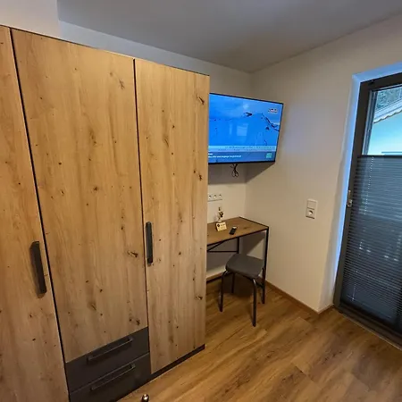 Steinbergrose Leogang